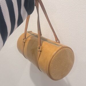 Louis Vuitton Vernis Bedford Papillon Bag